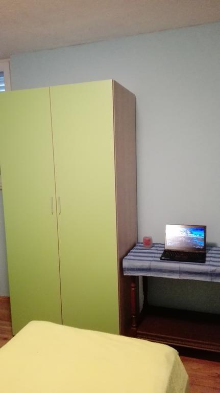 Apartment Deni 鲁巴达 外观 照片